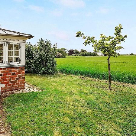 4 Person Holiday Home In T Nder Tønder Dış mekan fotoğraf