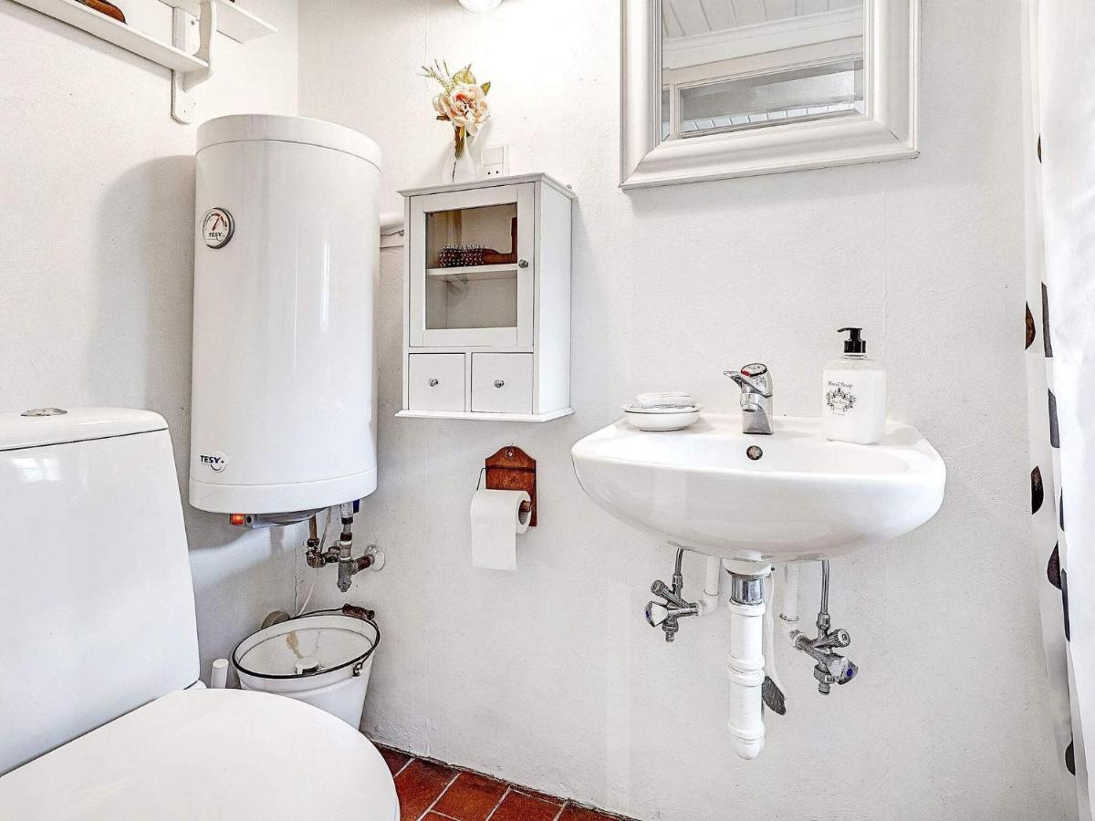 4 Person Holiday Home In T Nder Tønder Dış mekan fotoğraf